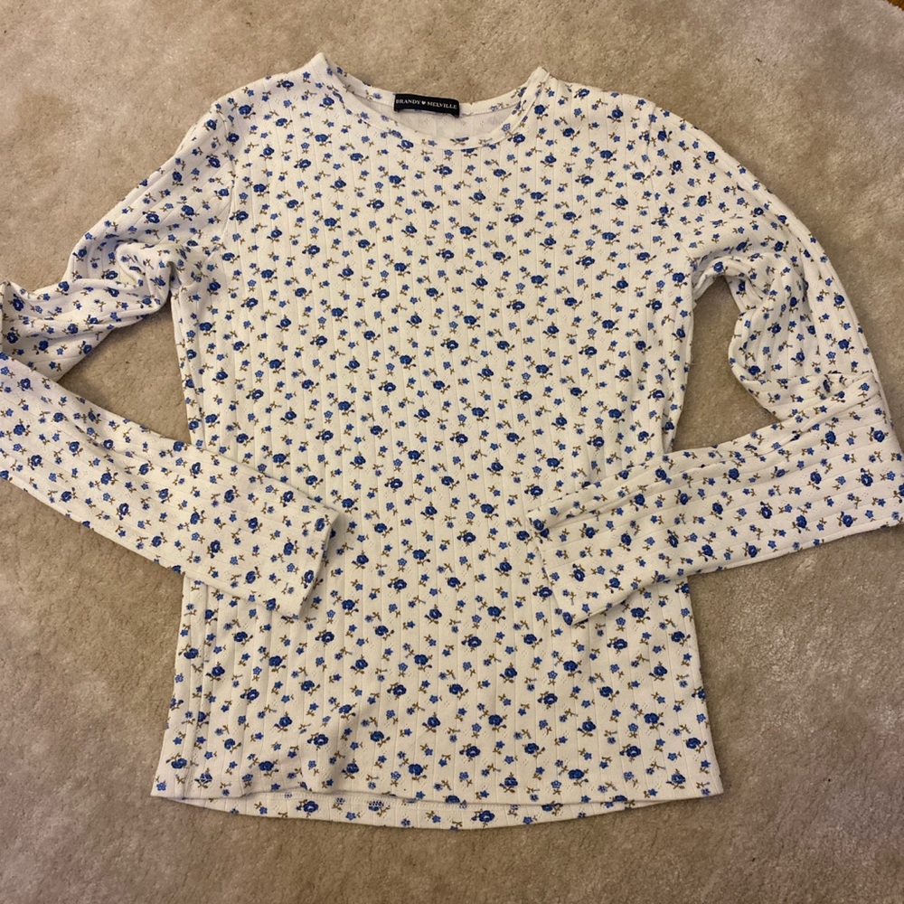 Brandy Melville Floral Leah Top - Picture 3 of 3